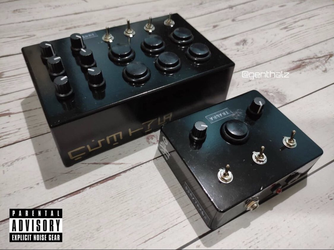 From amazing gizmo creator 
@genthalz
‘Less Drama More Gizmo’
.
.
#grindcore #posthardcore #metalmusic #noisemusic #noisemusician #powerviolence #powerelectronics #cutupnoisethingy #cutupnoise #noisepunk #noisecore #noiseartist #traumasynth #lofisynth #harshsound #harshmetal