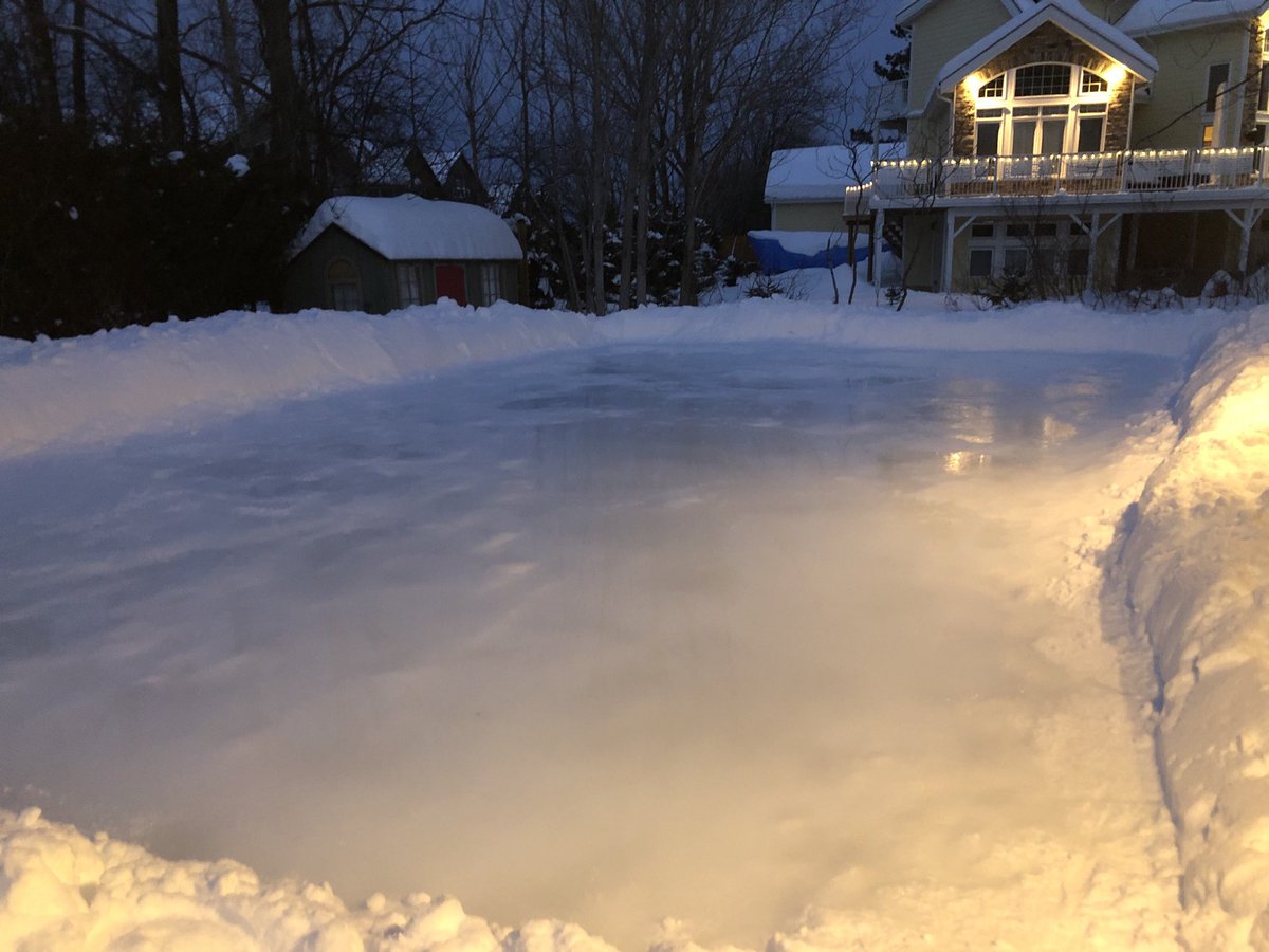 trahg's tweet photo. ⁦@TheRealSparrows⁩ we have a #nonHypothetical rink waiting for a #nonHypothetical #OutdoorClassic https://t.co/YMdZnBk2Zc