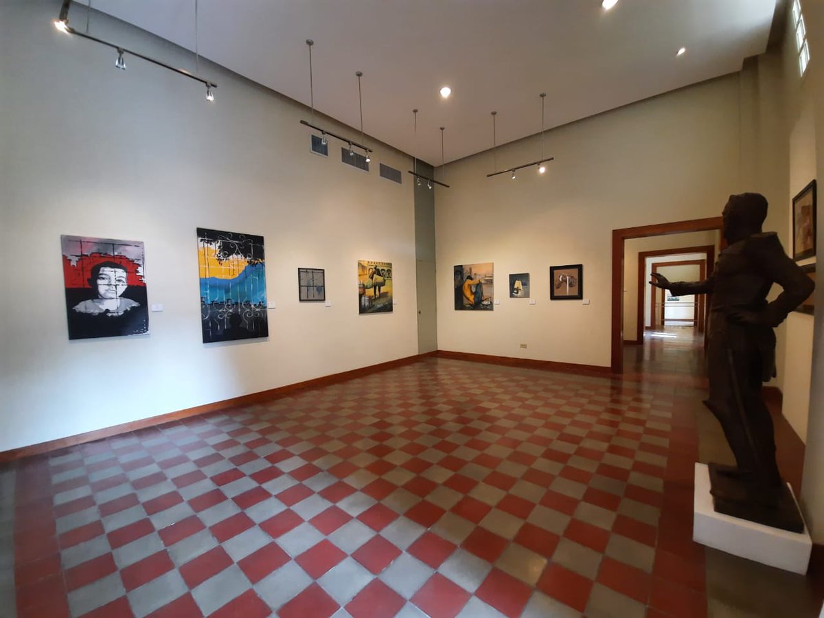 RPMUtec's tweet photo. CULTURA| La Sala de Exposiciones San Jacinto muestra las obras del colectivo Arteria. Los 23 artistas emplean diversas técnicas plásticas y retratan lo cotidiano, paisajes rurales y urbanos. Abierta hasta el 16 de abril. 🎨🖼️Informó: #RMP02. Fotos @NubiaTejada y @AzucenaLic https://t.co/eHpc2LqTlV