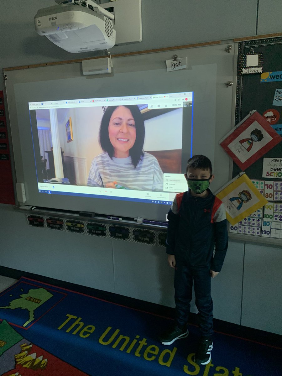 MrsMancl's tweet photo. First graders are loving our virtual mystery readers! More to come! Thank you parents! https://t.co/HW5Tn7AWHN