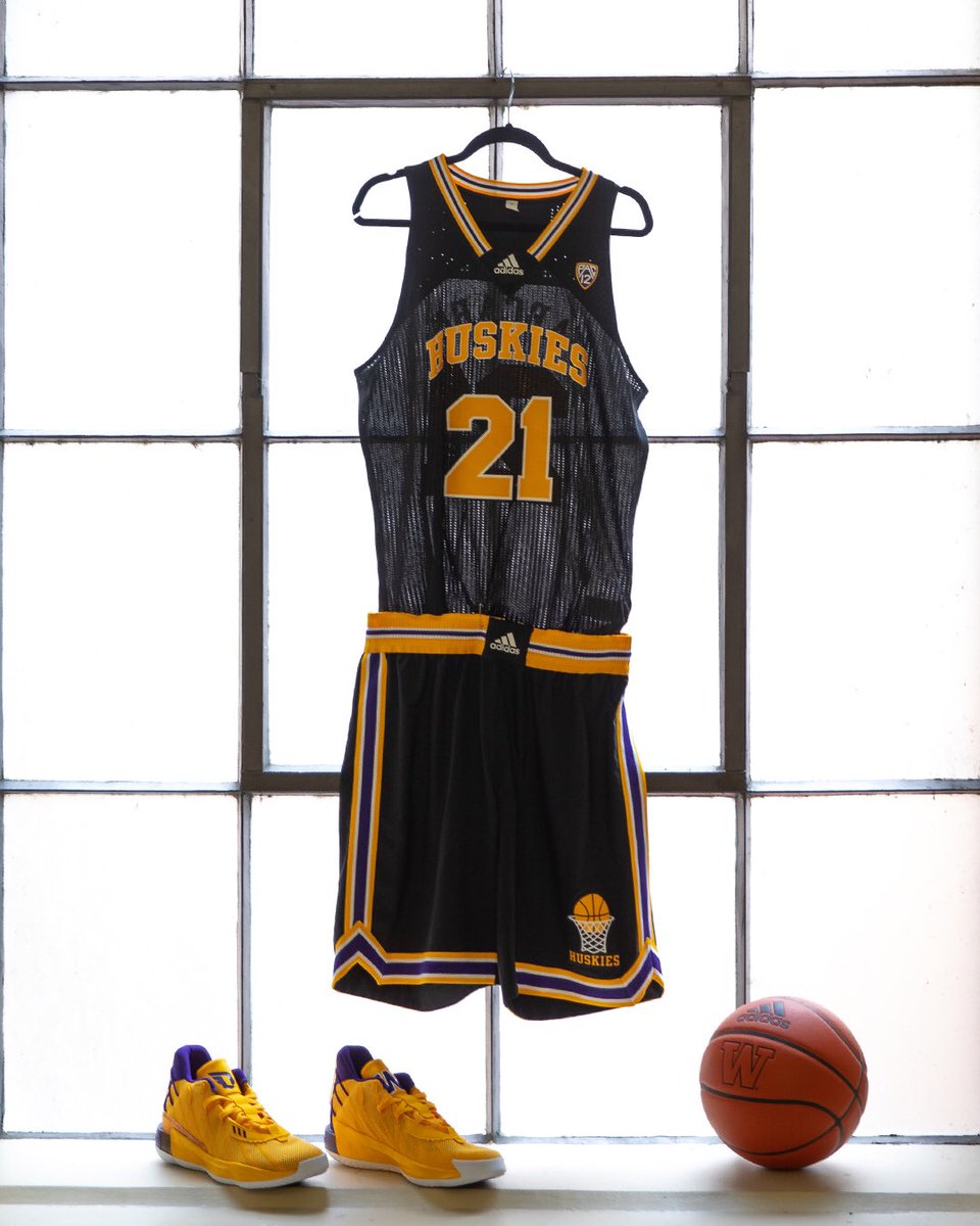 Washington Men's Basketball tweet media