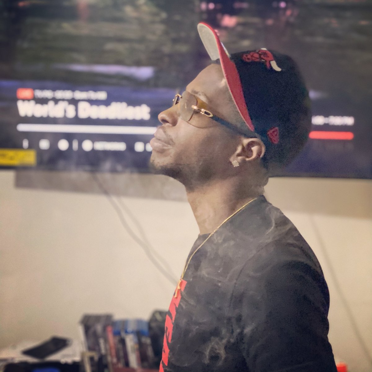 Big_Bankroll41's tweet photo. Fuck the hype get you some pape n mind yours https://t.co/Gas0kO5LJU