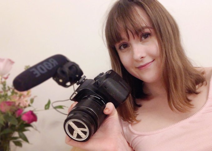 Just finished uploading the new video!! It&rsquo;s on OF and manyvids. I&rsquo;m trying to make this twitter SFW