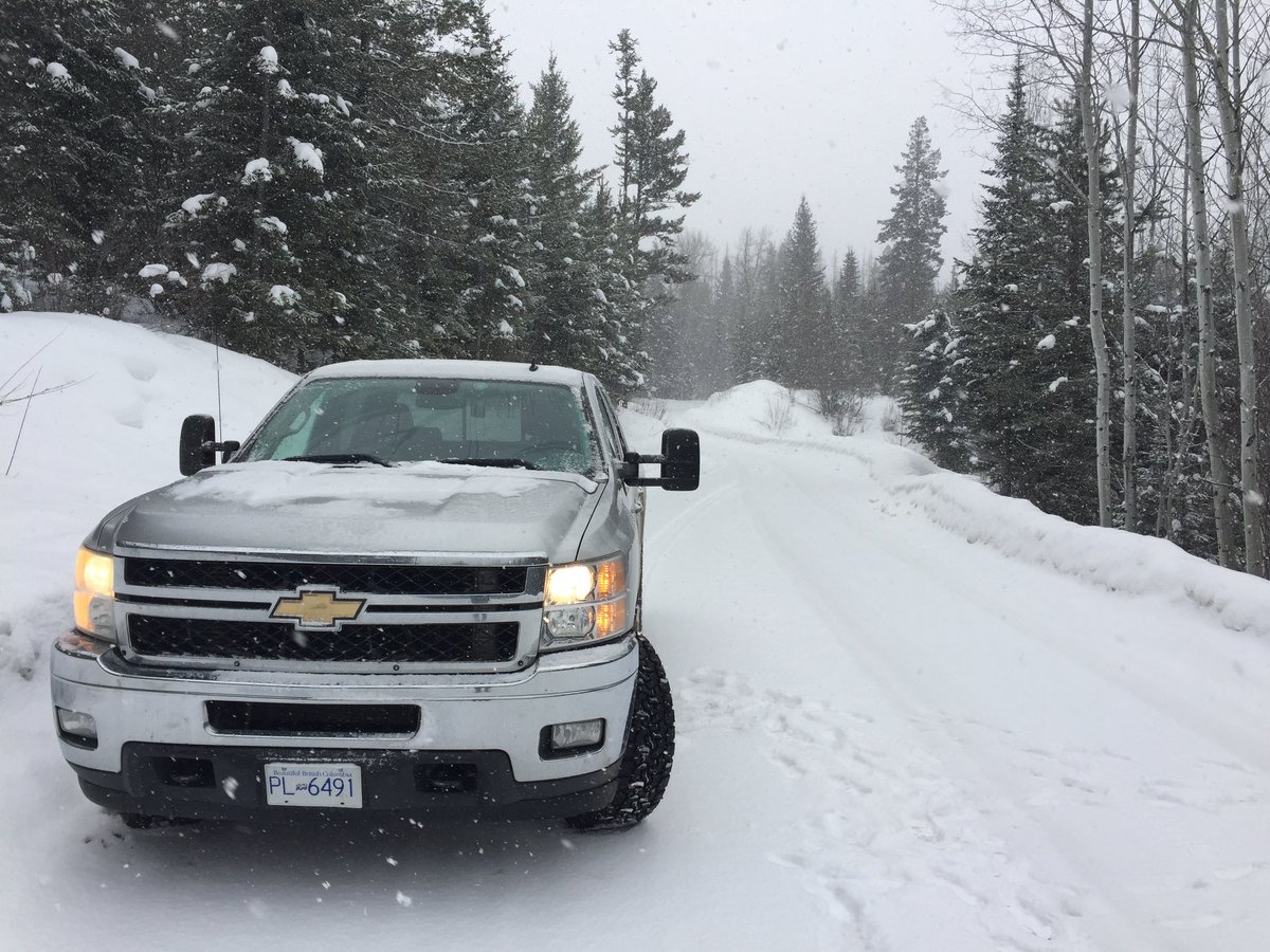 4WDriveCanada's tweet photo. We have perfect conditions for testing the AMP Terrain Pro A/T’s. If you don’t hear from us again, please send help....... and cold beer - ice not needed! #amptires #tires #tiretest https://t.co/XyVhPbVNUx