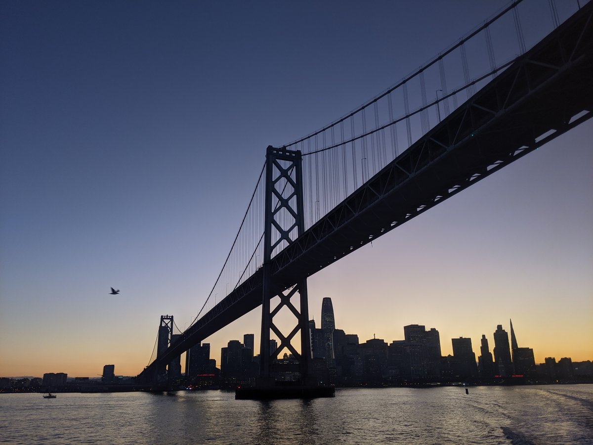 @FBISeattle Nice view, @FBISeattle! Here's a photo of our skyline from a #SanFrancisco ferry.