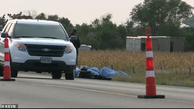 grild_cheez's tweet photo. @POTUS @VP
There must be a federal investigation of the death of Joseph Boever, 55, of Highmore, South Dakota. Being a state Attorney General does not give you license to kill someone and get a misdemeanor. https://t.co/P41elu3c5y