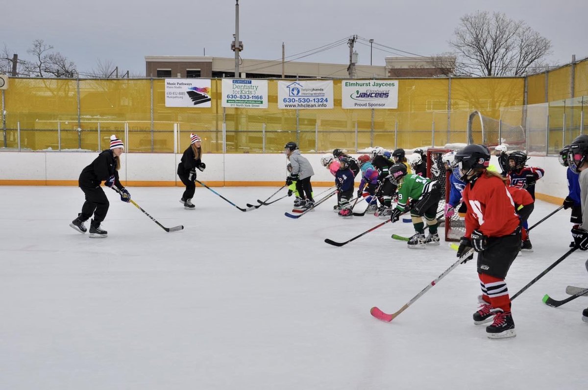 IBYYMCA's tweet photo. Did you know that the Elmhurst YMCA's ice rink was the first rink in Illinois to offer a youth hockey league? ⛸️🏒 Read more about this beloved Elmhurst community staple on our blog as the rink celebrates its 60th season:  https://t.co/hmD345bpff https://t.co/ivpBl5FkTr