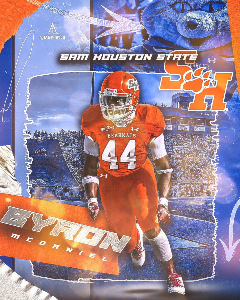 One AE Photos tweet media