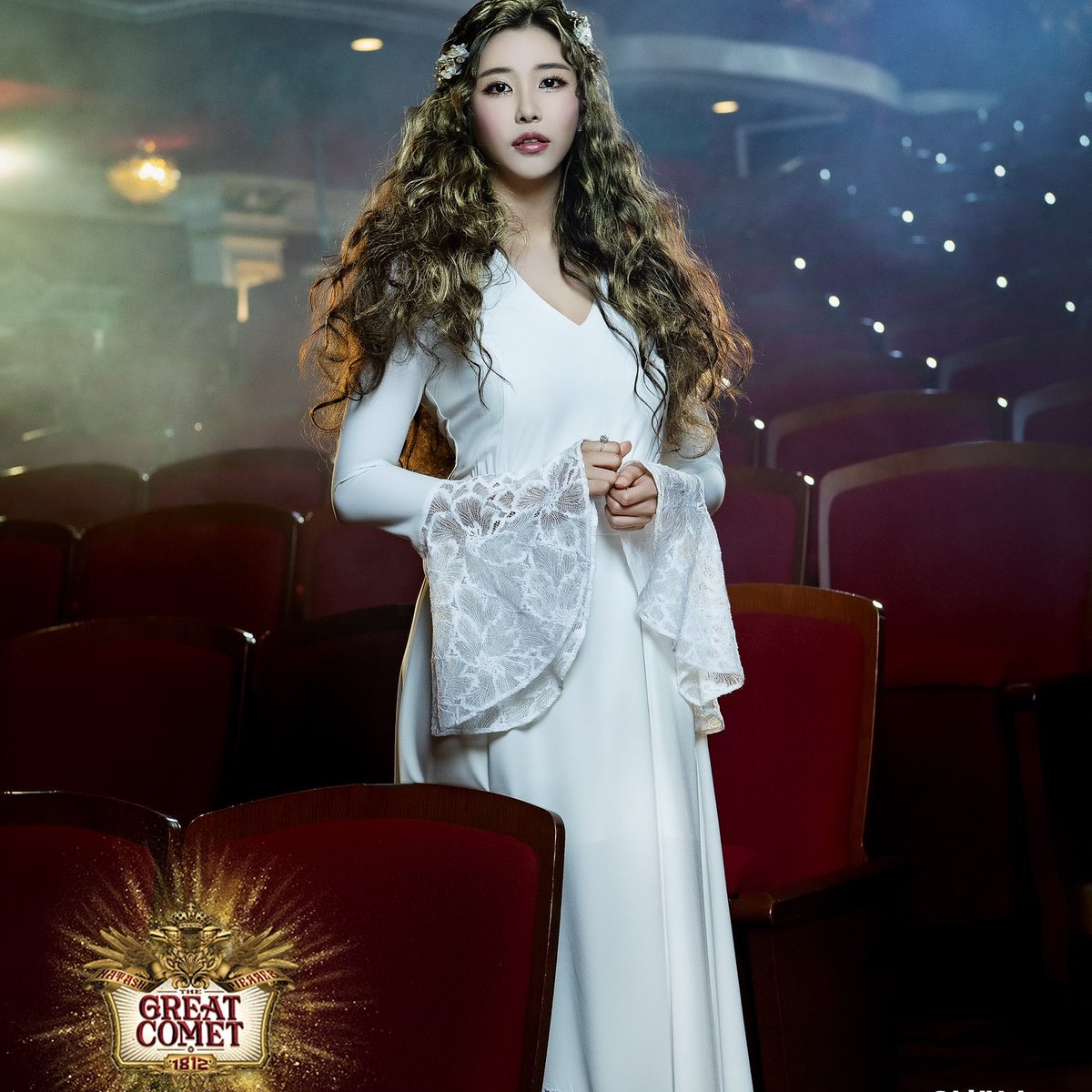 Official_Haena's tweet photo. 안녕하세요 
햇님운영진입니다

작년에 개막이 미루어진 그레이트코멧이 3월에 개막합니다

뮤지컬 [그레이트 코멧]

나타샤 #이해나

마침내 선보이게 되는 마스터피스!
#뮤지컬 <그레이트 코멧>
2021년 3월 21일
유니버설 아트센터 개막
⠀
#THEGREATCOMET
21.03.21-05.30 https://t.co/6QKxMGRVsU