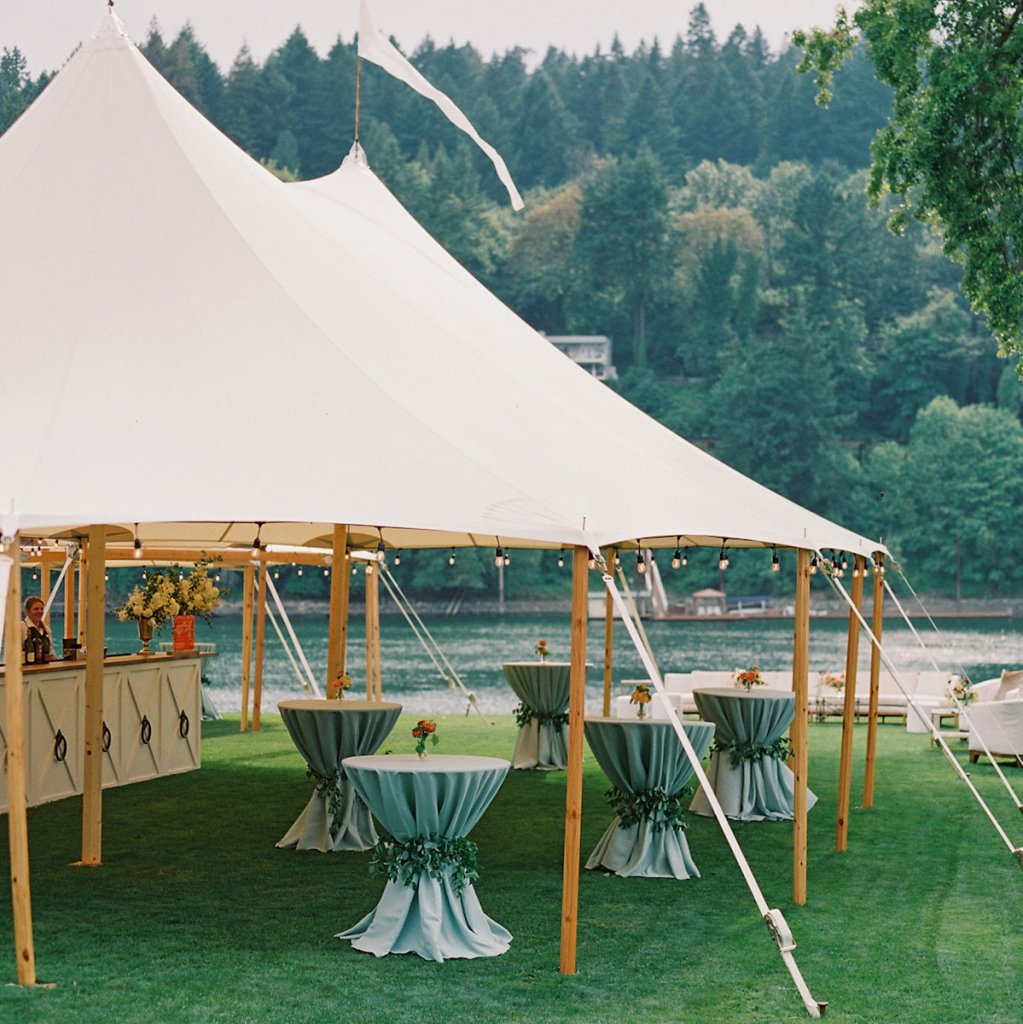 bridalguidemag's tweet photo. Be prepared for these 15 unexpected wedding budget bombs! https://t.co/g7mxMzP3ao https://t.co/NPaDfvMl2b