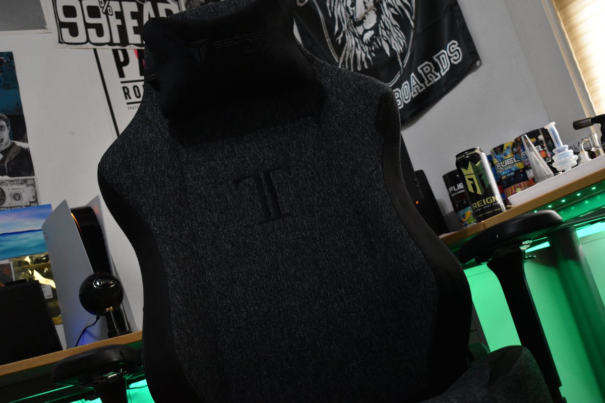 710leprechaun's tweet photo. I've had my soft weave #secretlab titian for a bit over a week now, and I'd have say I'm in love🥰 https://t.co/ttmlrBnHr0