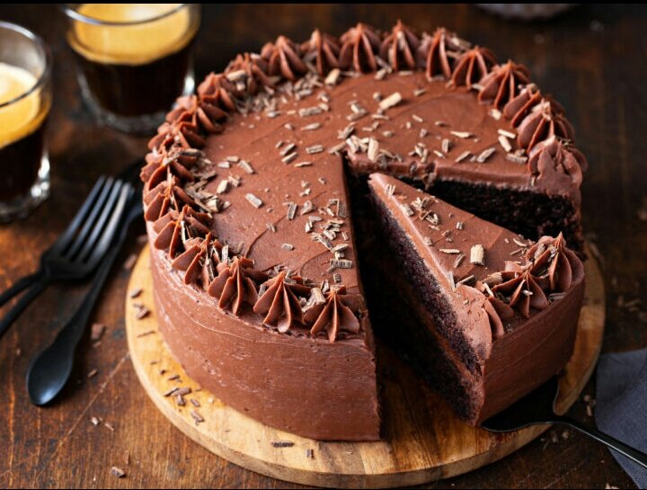 Baswa_'s tweet photo. Gâteau au chocolat ou tiramisu Oreo ? https://t.co/xl7B6UrV7l