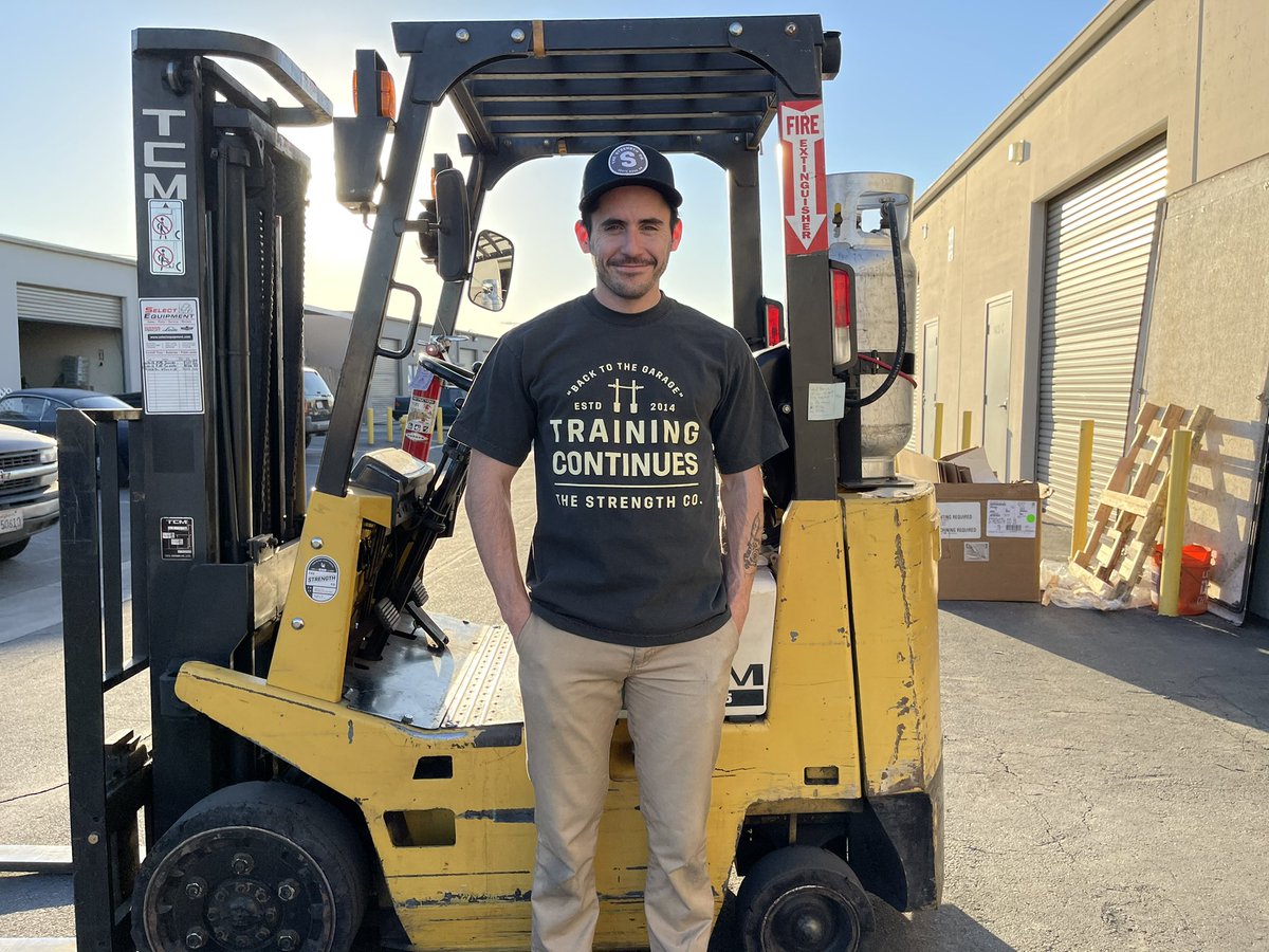 thestrength_co's tweet photo. New T Shirts on the store! #TrainingContinues 

https://t.co/eAcZO8HF1y https://t.co/sJAuG1SZ35