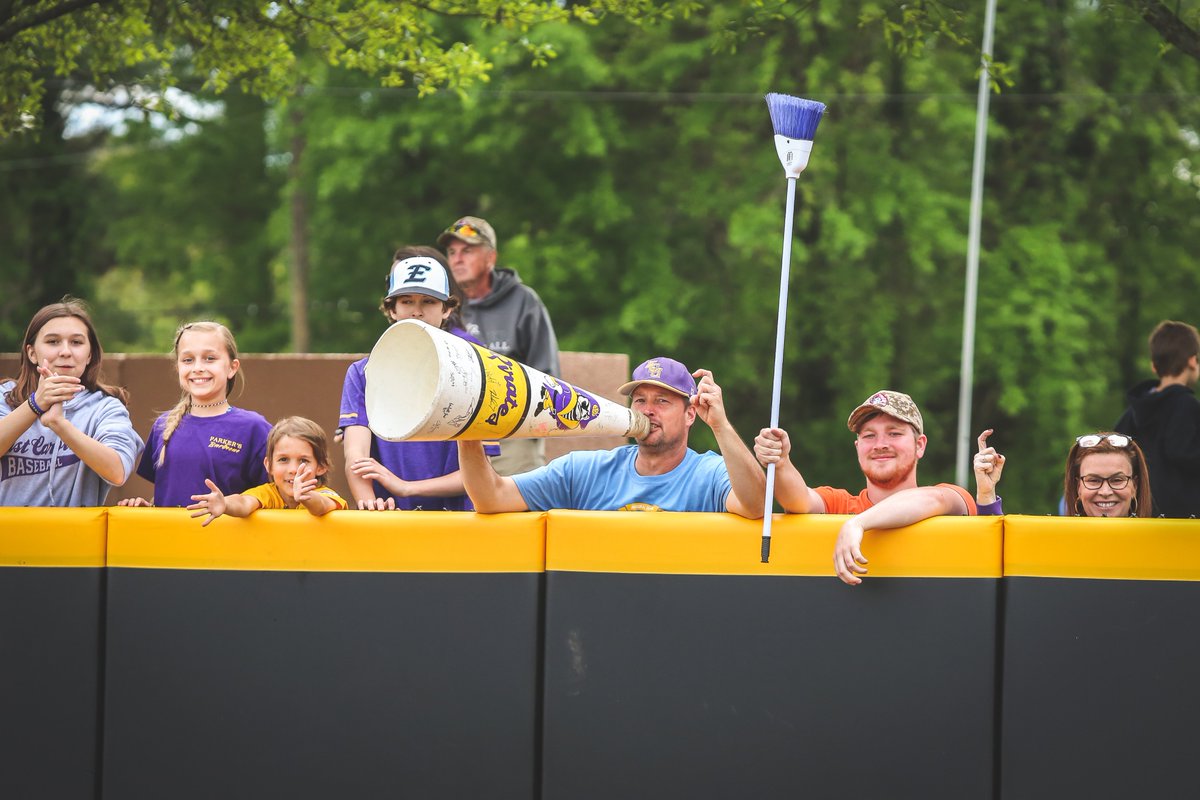 "Now Franny! Now Kuchmaner! Now, Smith and Hoov!On, Bridges! On, Worrell! On, Ryder and Mayhue!