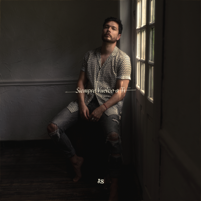 UMusicMexico's tweet photo. Escucha a @soyjuansolo con el nuevo sencillo para declarar ese amor incondicional 😍. ¡Dale play a "Siempre Vuelvo A Ti" en tu plataforma favorita! 

👉 https://t.co/EZOOp9g9mC https://t.co/3lC5jckSZg