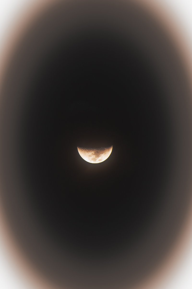 Yosnier_'s tweet photo. today's sun n' moon https://t.co/REmUi4xqkD