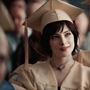 gg_scene's tweet photo. Alice Cullen insuperable https://t.co/MnfBzQCcjk