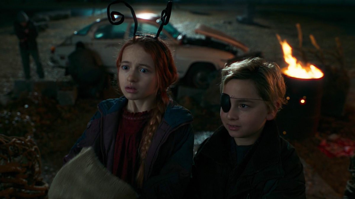 -Pietro also seems to have memories of the MCU Pietro, first off reminding Wanda of a Halloween when they were kids.-Wanda seems confused by the memory & by Pietro (a running theme) he says it’s suppressed trauma.-Young Wanda & Pietro are dressed as Black Widow & Nick Fury.