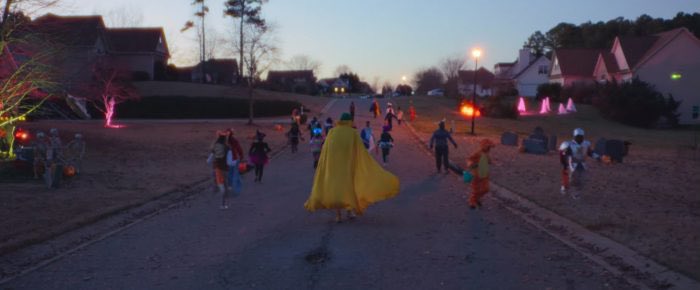 The further he got, the more still they were. How far does Wanda’s magic stretch?In episode 5, Vision mentions there are no children in Westview, in episode 6 children appear en masse.Vision transforms into his true form & flies around to investigate, finding Agnes.