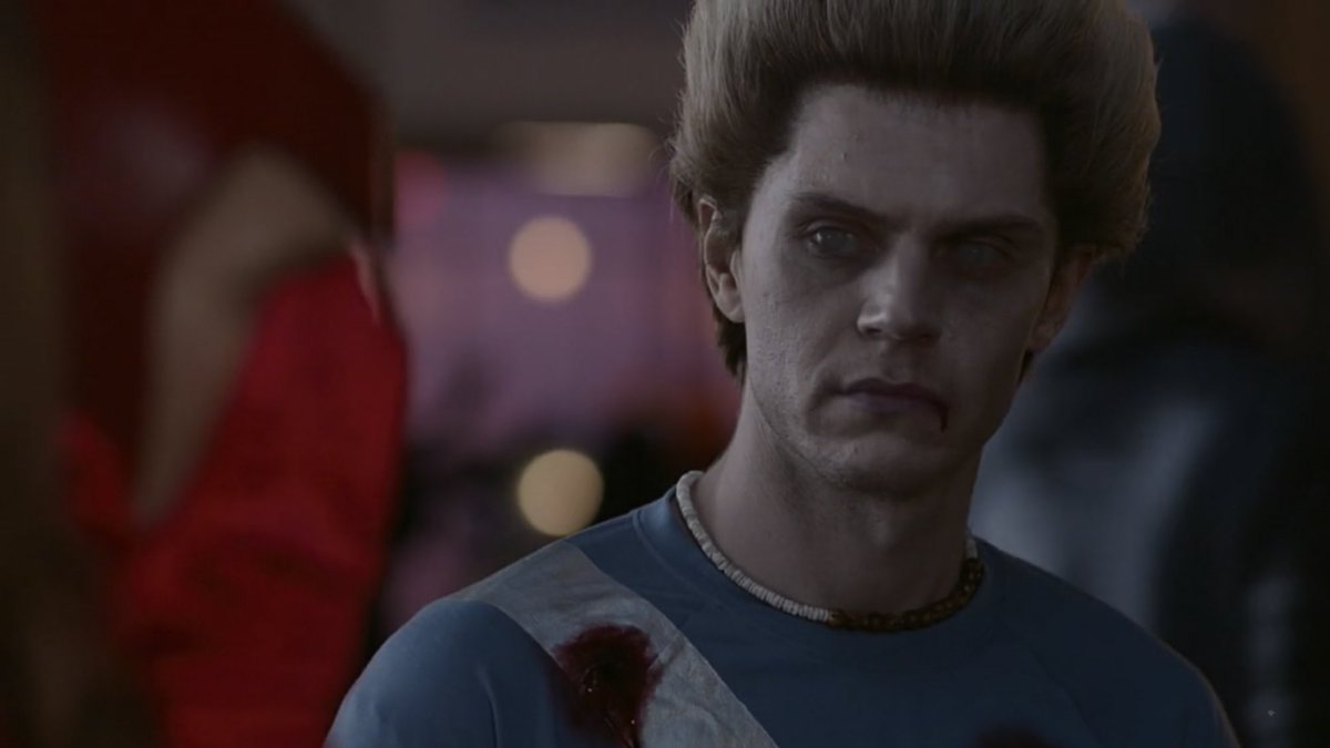 When she turns around, she sees the dead version of him complete with the bullet holes. The last time she saw him, much like with Vision in episode 4