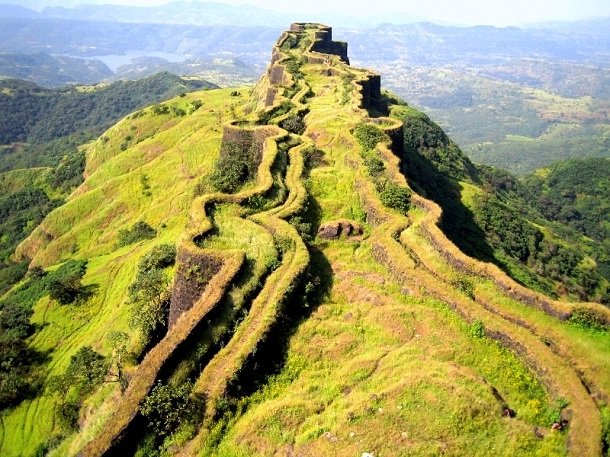 The first feather on his royal crown, Torna was Shivaji’s premiere conquest at the young age of 16. Having rechristened it to Prachandgad, Shivaji Maharaj constructed monuments on its massive spread.