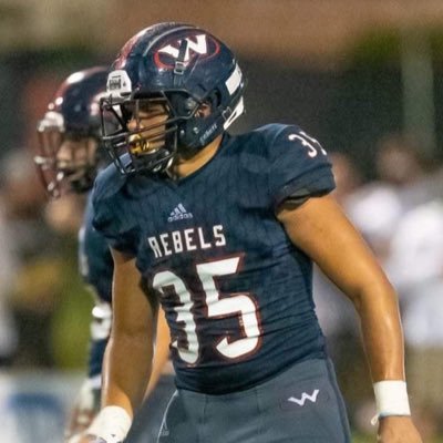 CSmithScout's tweet photo. Player Eval ...#CSS 

'22 (DE/OLB) Noah Giger - Knox. West 

@giger_noah  (6'3 220)

- Edge defender that shows range
- Plays w/ good leverage, strength
- Shows pursuit; Pass rush traits
- Good Ath; Could possibly play in space

Jr🎞️:  https://t.co/EjL2K815IK

#Rebels  #EastTN22 https://t.co/r8HVMWMOzE