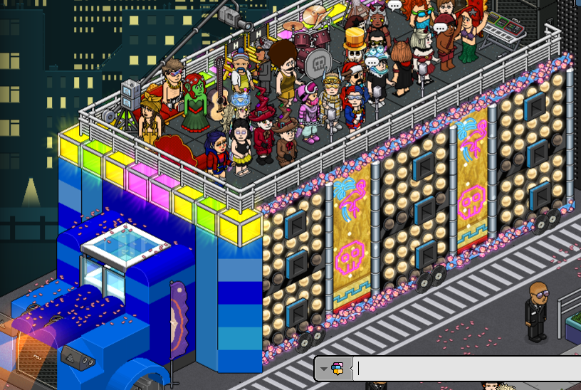 abregayl's tweet photo. @RealLightHabbo o melhor carnavrauuuu de 2021 https://t.co/GKwk9YVROa