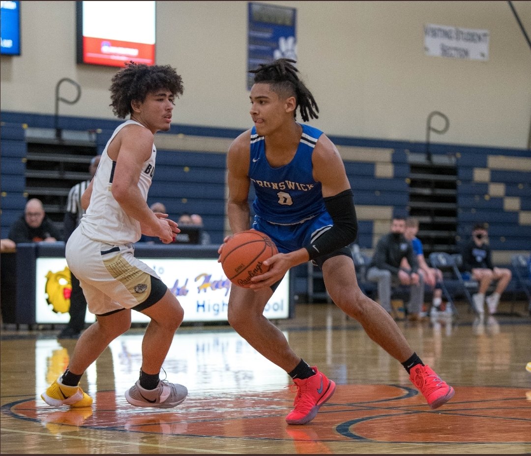 sonnyjohnson32's tweet image. Congratulations goes out to @brunswickbball @BHSGoBigBlue on beating us tonight. Tre Massey is the best shooter I've seen all year. 6'3 guard Marquis Barnett is a very good player that college coaches need to go get ASAP Big upside. @mgoul @NEOhsSports @NHPreps