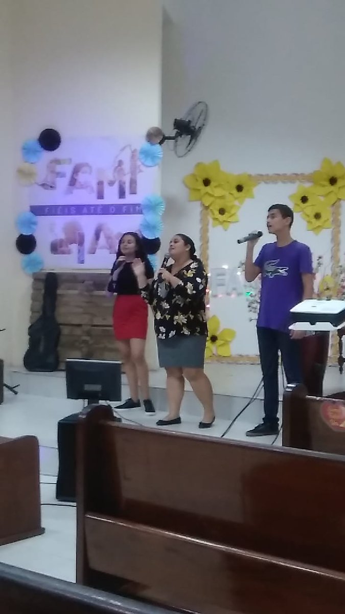Pr_Clodonildo's tweet photo. Nos Templos (Comunhao), nas Casas (Relacionamento) e nas Ruas (Missao)! Queremos Orar com às Famílias do Distrito Pastoral de Bonsucesso. #10DiasdeOracao #FamiliasFieisAteoFim #Lideres #Jesus #Salvacao #PG #DiscipulandoMais https://t.co/zBj7c7BNhc