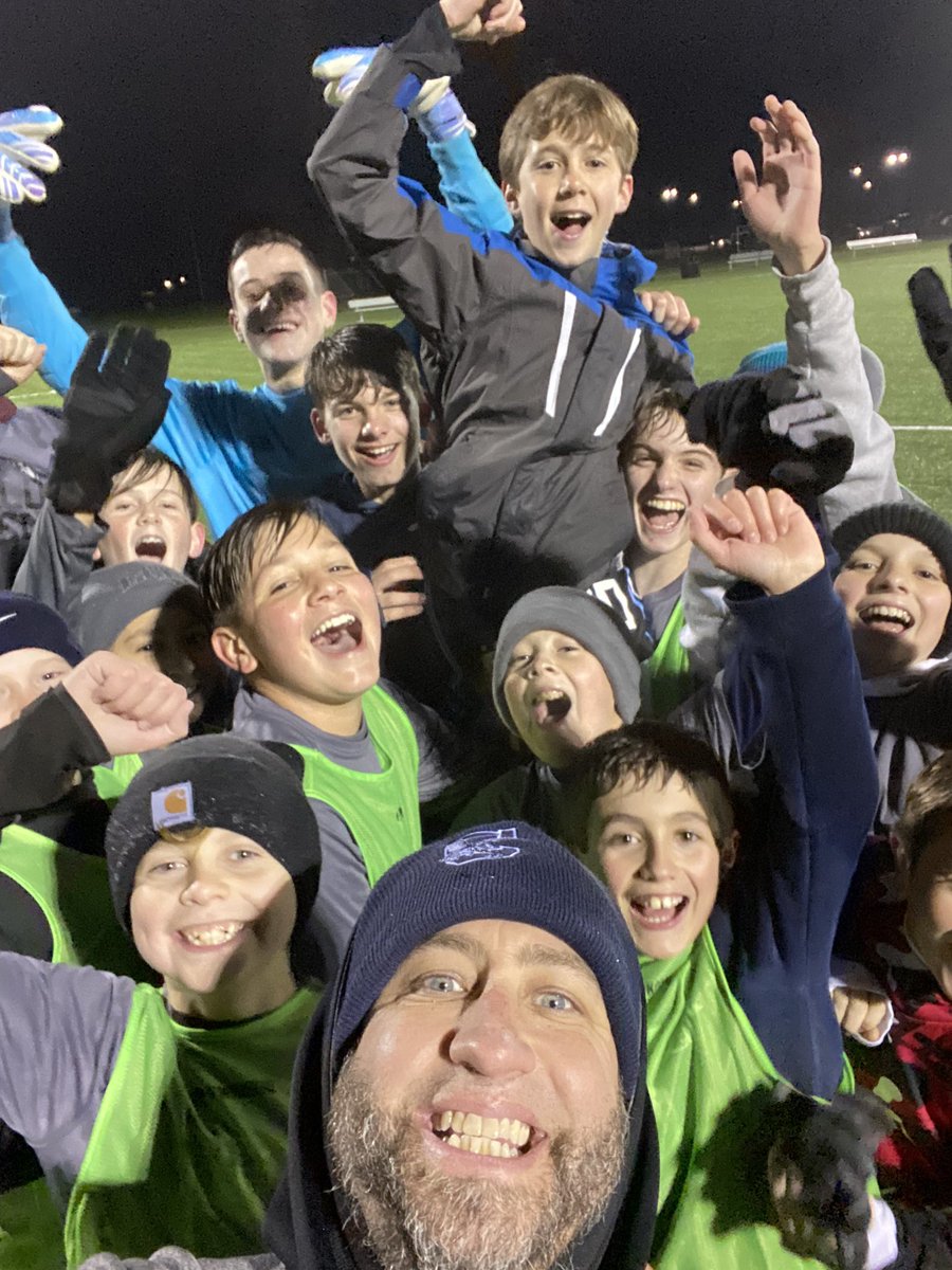JVCoachPerez's tweet photo. Youngsters in 37 degree rain at training went like this. Love the game it gives us so much. I do wonder why in a normally packed park with all the “big clubs” we were the only team training🤷‍♂️ #cloverelitefc #TrustTheProcess @CloverSoccer @TheCoachParnell https://t.co/VLp7tDQZhs