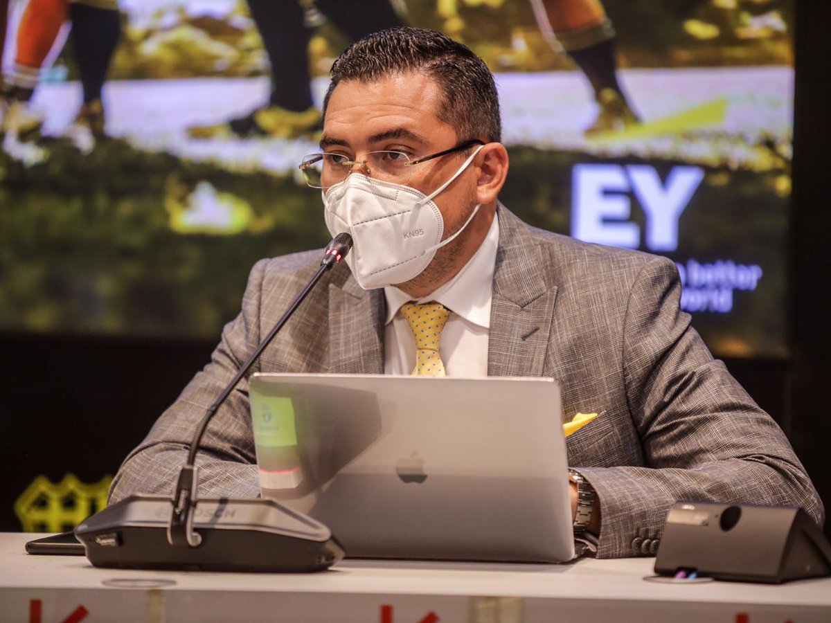 BarcelonaSC's tweet photo. Tras la votación de los @sociosbsc, se aprobó la conformación de una Comisión Especial para tomar acciones sobre la Auditoría Forense del club.
#AsambleaExtraSociosBSC 📜 https://t.co/j62AiueVU8
