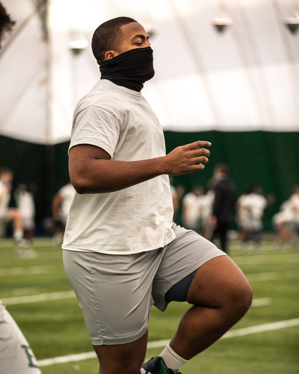higherupcentral's tweet photo. Nobody Cares Work Harder ⛓🏴‍☠️
#RIQSHOTIT | @EMUSTRONG https://t.co/dcVZ6N57ww