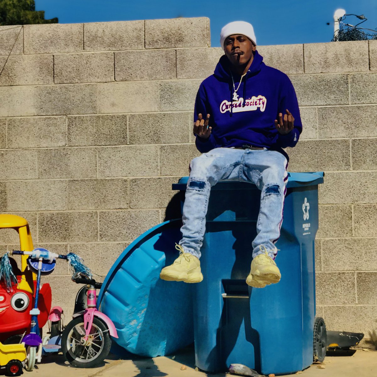 BIG JANKY tweet media