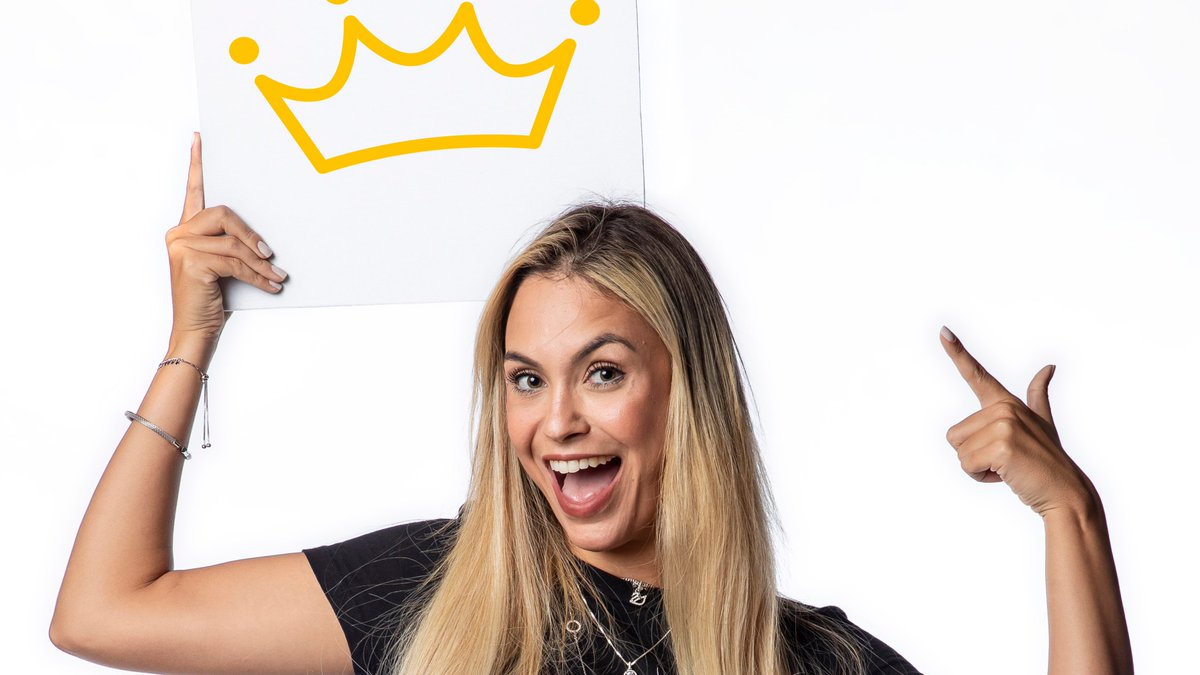 tvglobo's tweet photo. Sarah é a Líder da semana! #BBB21 #RedeBBB https://t.co/ToiyxCm1Hx