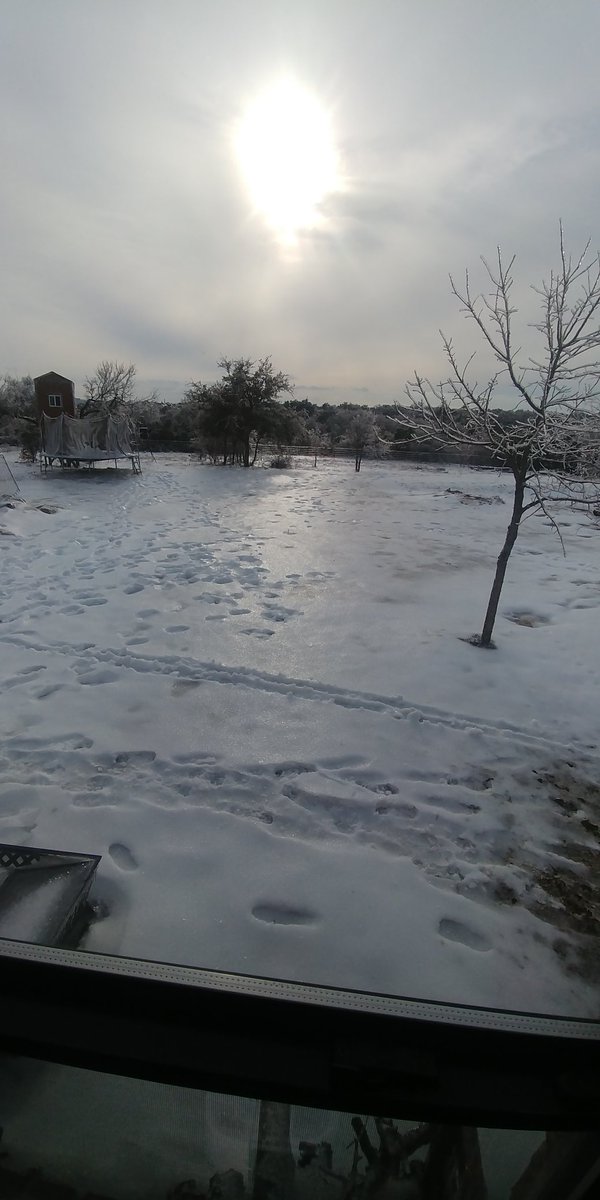 MrFleming12's tweet photo. To my BPE families.... Always thankful and hopeful as we trod through this winter experience. Wishing everyone a safe rest of the week as Mother Nature starts to do her work! https://t.co/yRFlrDAHRF
