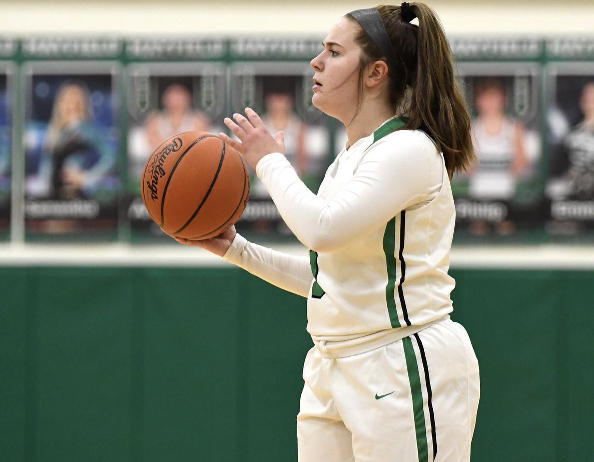 Not the hs basketball career I ever could have imagined but 4 seasons I will never forget. Thanks for everything. Truly bittersweet.
freshman ➡️ senior