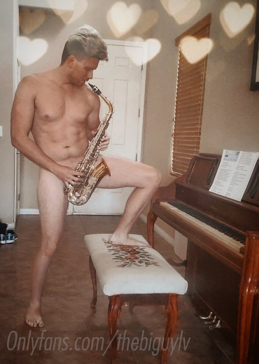 Put your fucking mouth on it and blow... do as daddy says... 😈⛓🎷

[50% Off til March 9th] (link below)