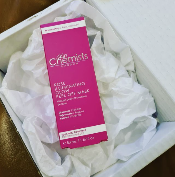 Perfectly Pink 💓 What goodies have you unboxed this week? 
.
.
📸 @freebieslover_101
. 
#skinchemists #skincareobsessed #skincaretips #glowingskin #beautybrand #skin #skincareregime #skincarecommunity #skinhealth #beauty #skincaregoals
