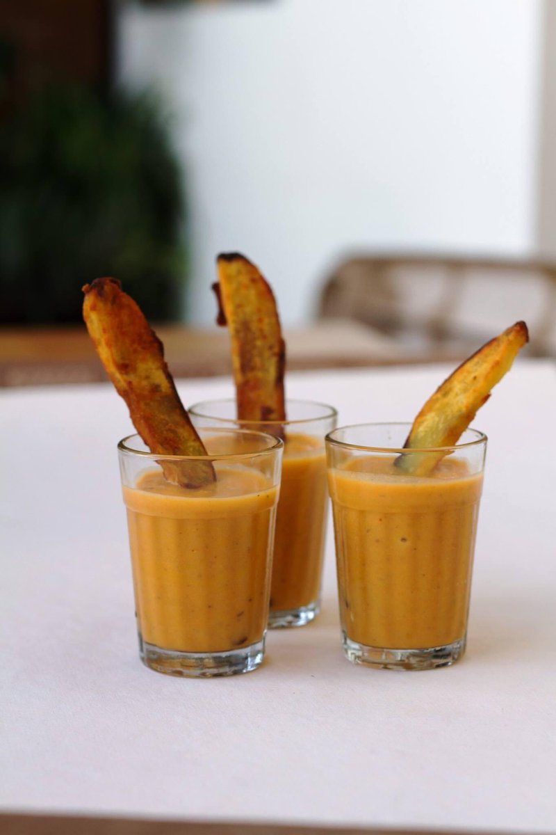 Tara_Deshpande's tweet photo. Option 2  #chai #chaiglass- use to serve small portions of soup - in this case a sweet potato soup. You don’t need a spoon when you can sip your soup. Any other creative idea of how to use a cutting chai glass? #cuttingchai https://t.co/WnDmMJ0HND