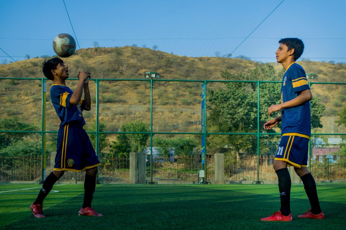 suhelnarvekar's tweet photo. Green Turf ✅, Amazing Coach ✅, Proper Nutrition ✅
Thanks to #VedantaSports, aspiring footballers can now foresee a successful career while staying close to home! #Vedanta is scoring goals too!
#DeshKiZarooratonKeLiye
@VedantaLimited @agarwal_annanya  @SportsCenter https://t.co/3e4l4NIOMB