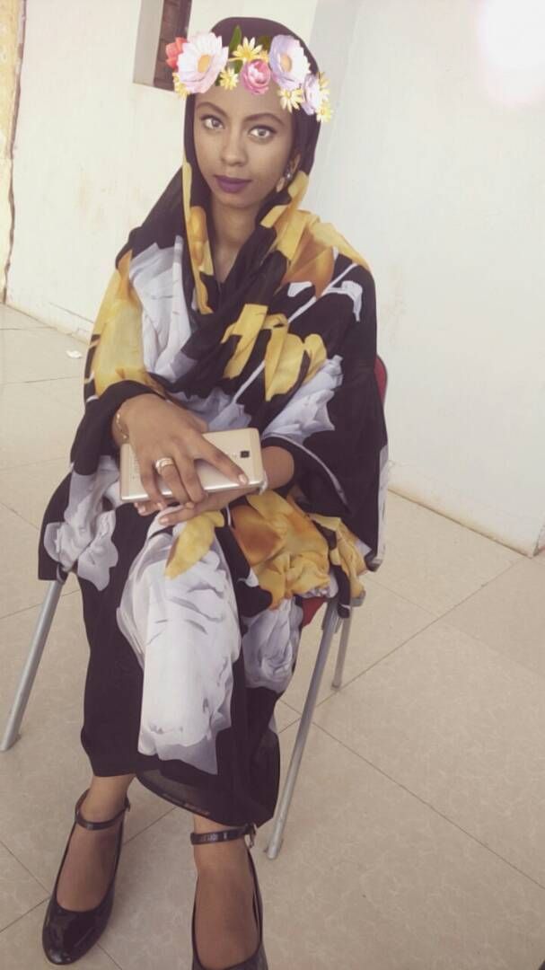 EmtithalMusa's tweet photo. 🌸

#صباح_الخير 

كل شي سيكون جميلاً إذا كنا لا نؤذي ولا نكذب ولا نتصنع فلنكن بسطاء و سوف نجنى ثمار قلوبنا الطيبة بإذن الله فالله لا ينسى 💛. https://t.co/SEkwRC5T9A