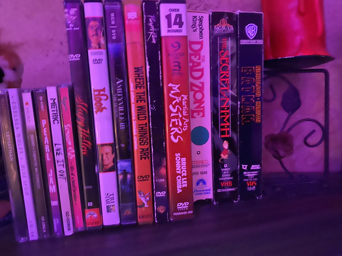 In the village, you’ll learn about Walter Dram (Omega Mart’s creator) and his family who lived here. You can enter their homes, access their computers and access the secrets and even be recruited to take down Dramcorp in a hacker mission.