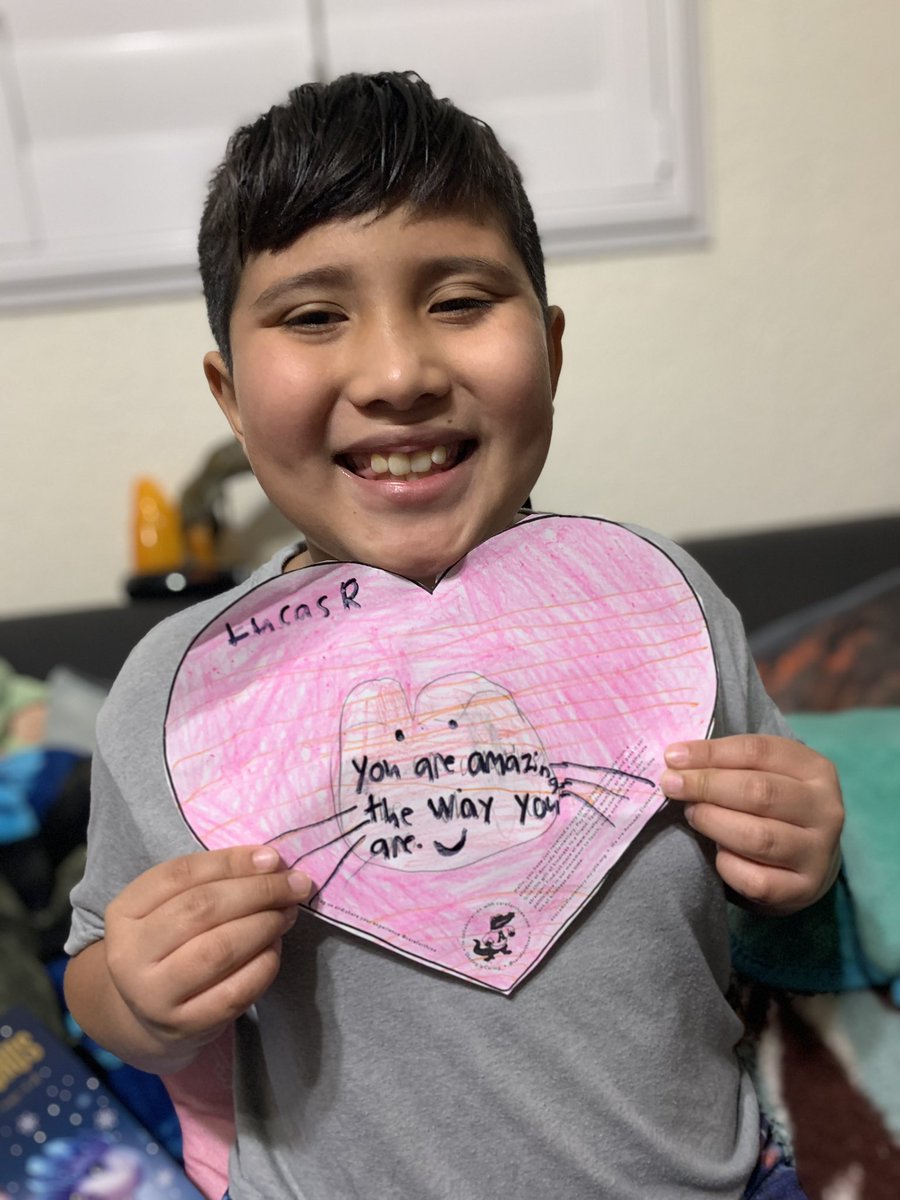 chela_1217's tweet photo. Kindness week! @AvocadoPTA @avocadogators https://t.co/wsMXNUAxMf