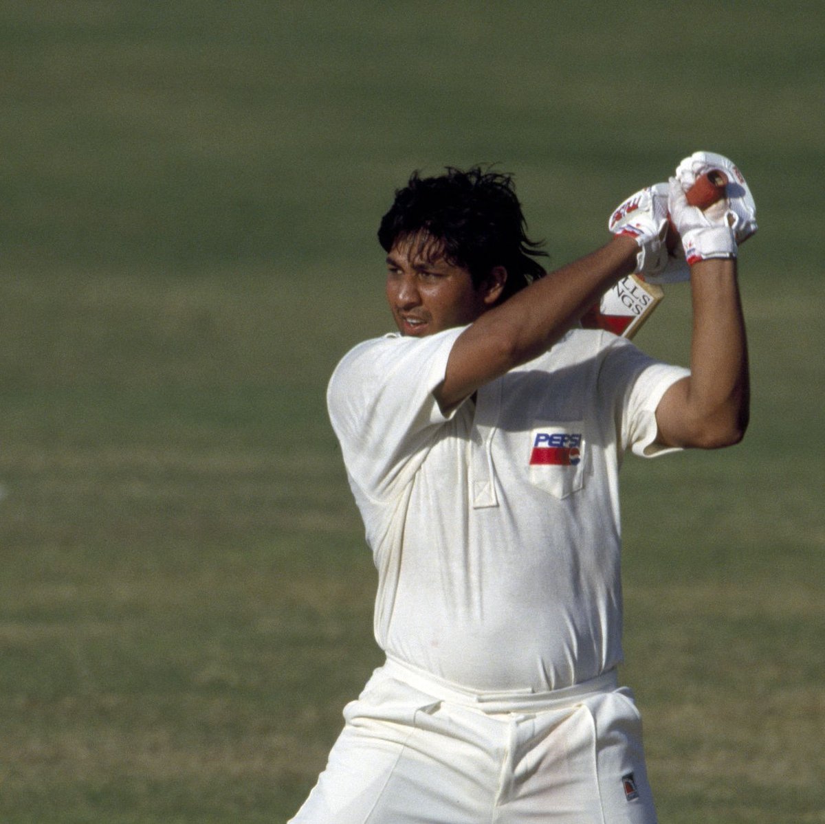 Pakistan Cricket (@therealpcb) on Twitter photo #OnThisDay in 1995 - Pakistan won in Harare and become the first team to come from behind and win a three-Test series overseas.
For his 367 runs in the series, <a href="/Inzamam08/">Inzamam ul Haq</a> was given the Man of the Series award. #OnThisDay in 1995 - Pakistan won in Harare and become the first team to come from behind and win a three-Test series overseas.
For his 367 runs in the series, <a href="/Inzamam08/">Inzamam ul Haq</a> was given the Man of the Series award.