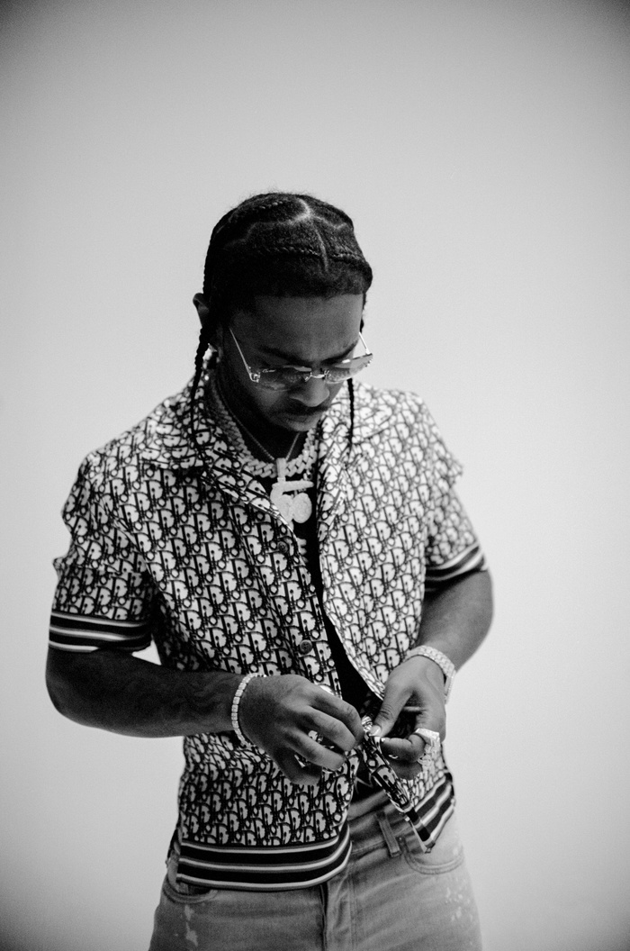 RapFavorites's tweet photo. One year ago today we lost a rising star..

REST IN PEACE POP SMOKE 💫 https://t.co/3i4zLGAyE7