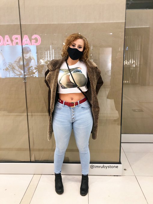 Im naked under my clothes 😜 https://t.co/SwutiAgAL9<a href="/tag/sluts"class="tags"><span>#sluts</span></a>