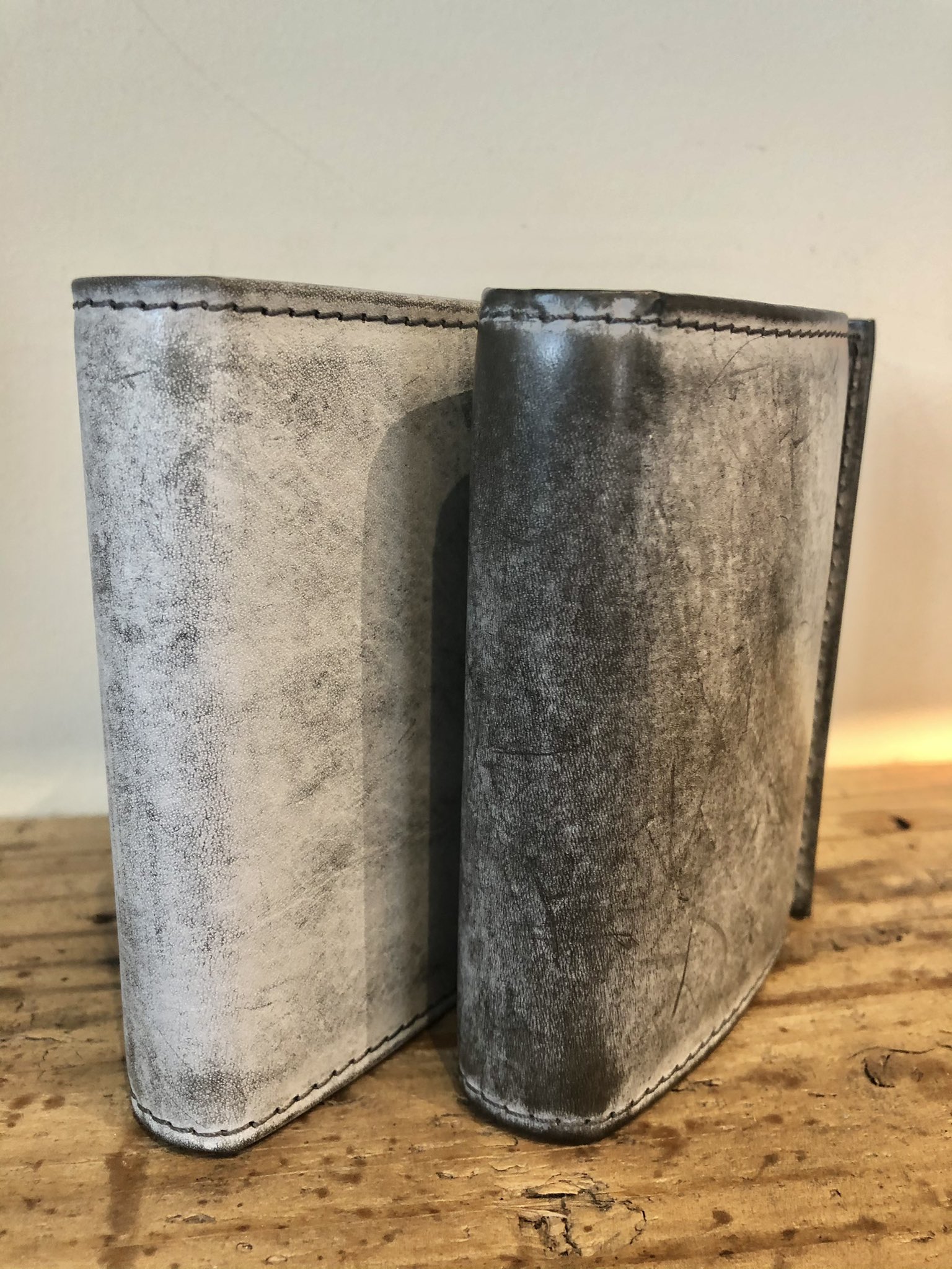 エムピウ ストラッチョ スペリオーレ ゴーストレザー グリージョスクーロ