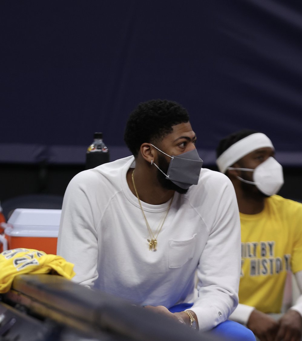 BleacherReport's tweet photo. After being re-evaluated tonight, AD (calf strain) is expected to be out for four weeks https://t.co/jWp2qWTX2J