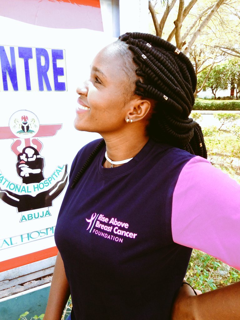 Andronika_1's tweet photo. To celebrate world cancer day, Rise above breast cancer foundation visited cancer patients at the National hospital Abuja with gifts and words of encouragement.
#rabcf
#letspreadlove https://t.co/1Q9CxK2b0j