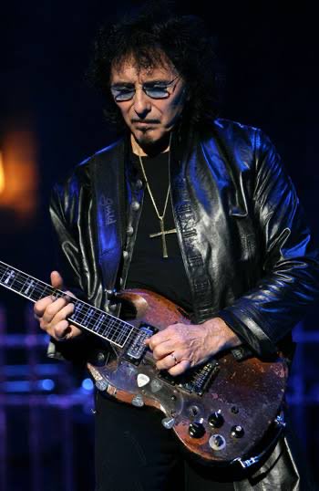 Happy Birthday Tony Iommi                 1      Reunion   